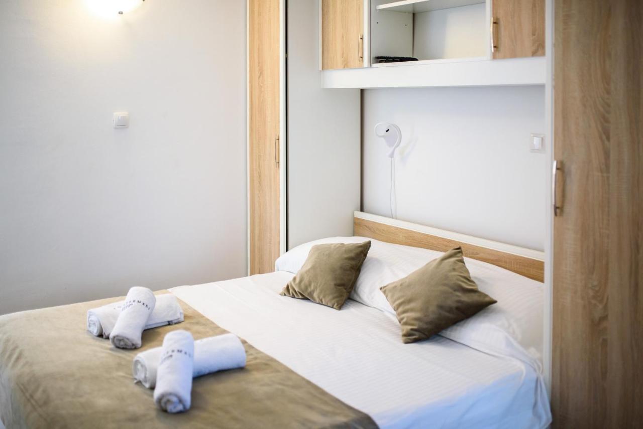 Accomodation Stermasi Maranovici Luaran gambar