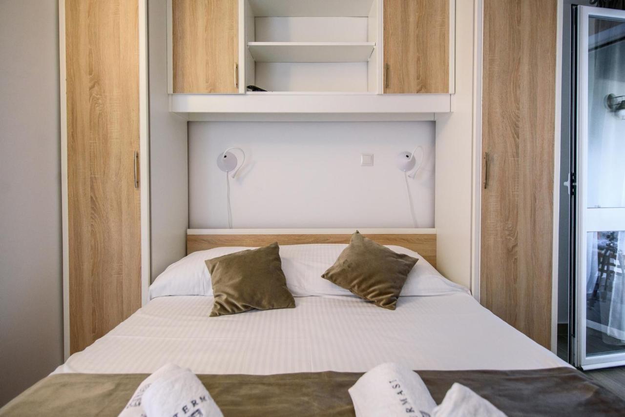 Accomodation Stermasi Maranovici Luaran gambar