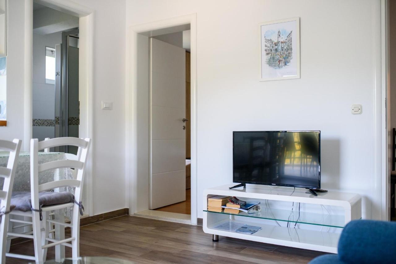 Accomodation Stermasi Maranovici Luaran gambar
